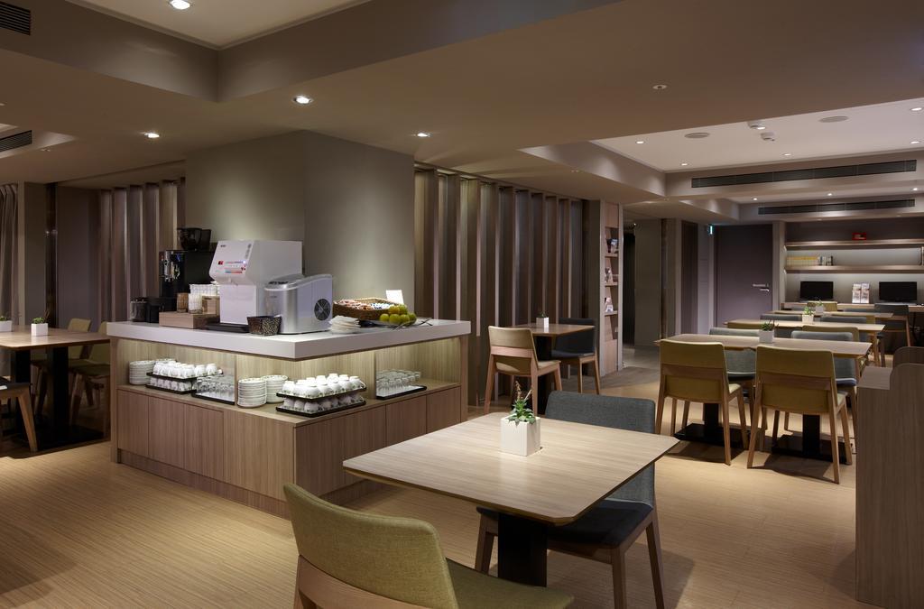 Royal Inn Taipei Linsen - Huashan 1914 Creative Park Buitenkant foto
